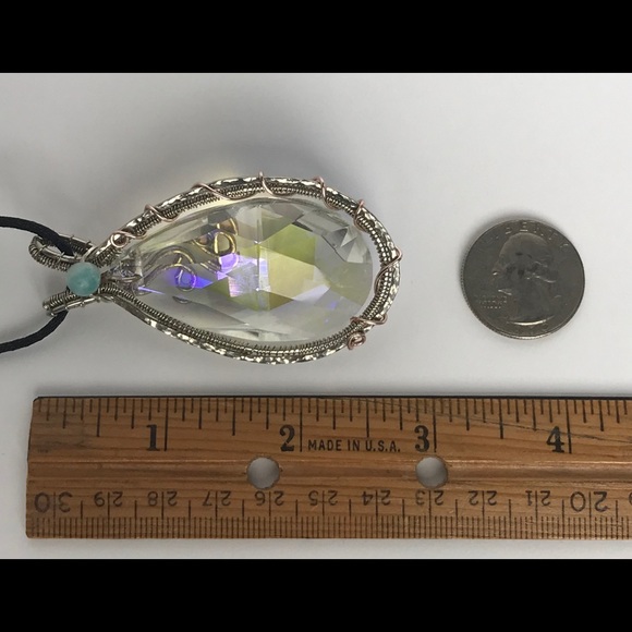 Silver Plated Wire Wrapped Chunky Crystal Pendant - Picture 6 of 6